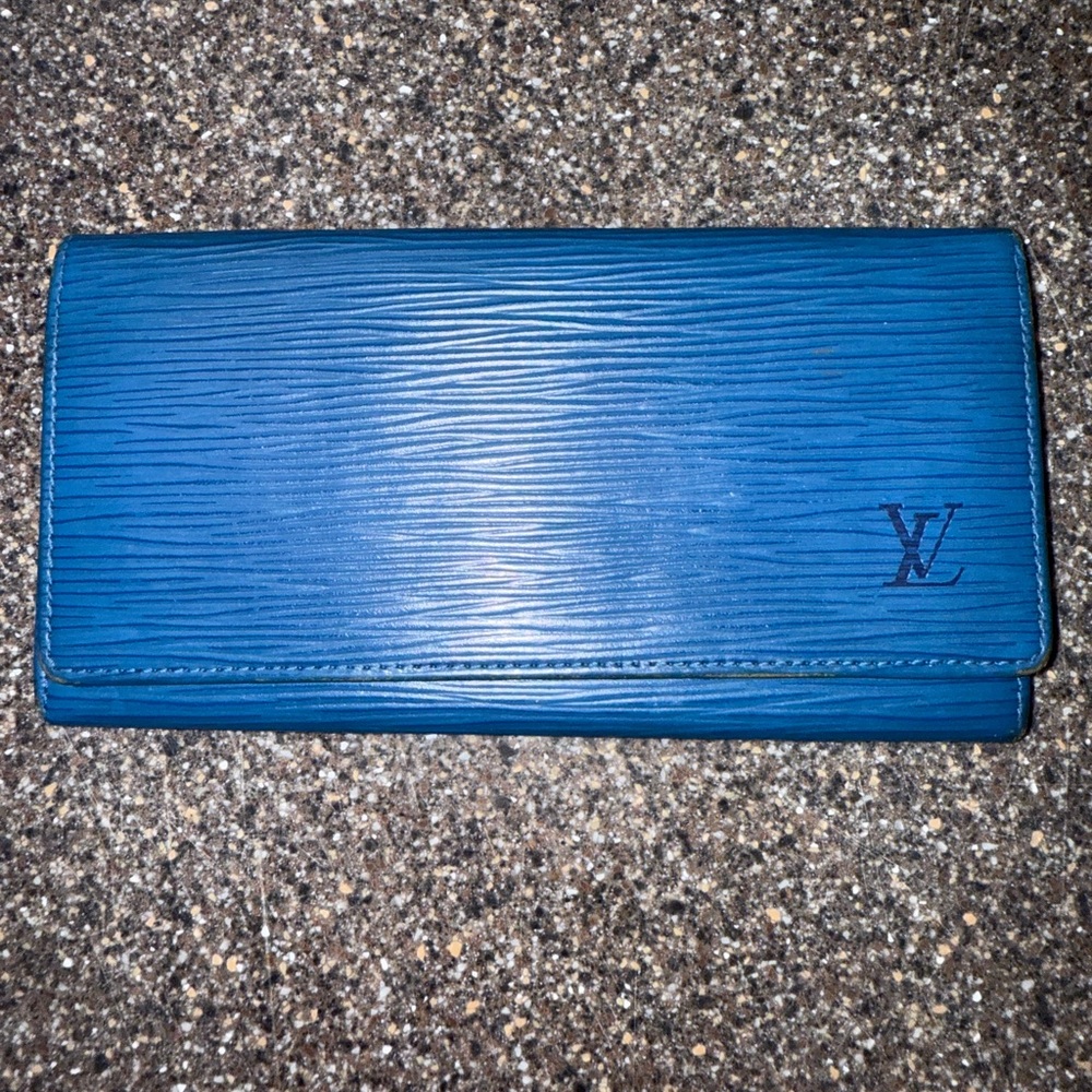 Louis Vuitton Textured Blue Epi Wallet with COA